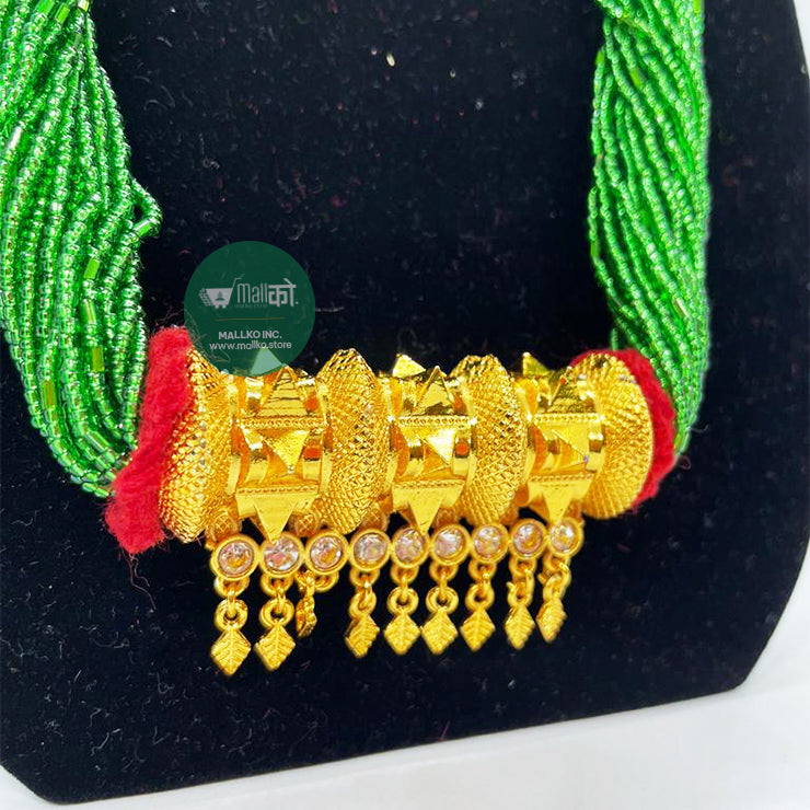 Tilhari Pote with Stone hangings