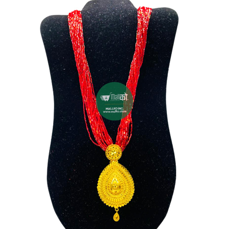 Gold Plated Modern Potey With Oval Pendant