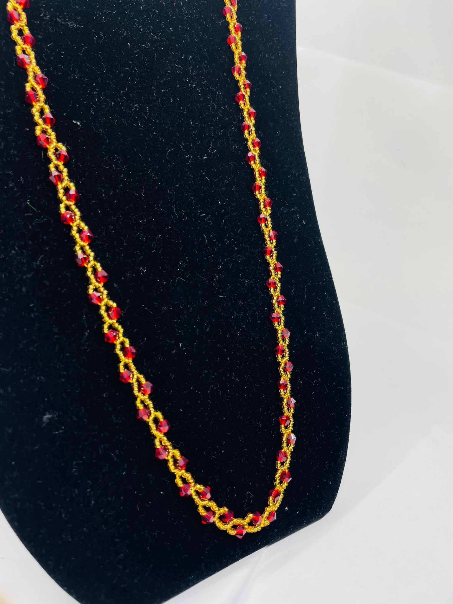 Nepali crystal potey