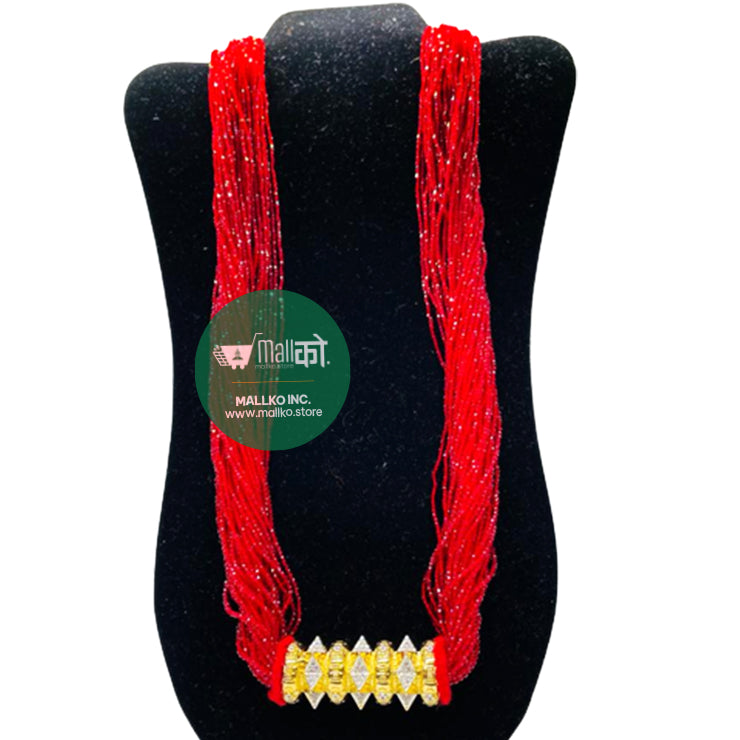 Traditional Red & Green Design