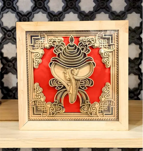 Hindu Buddhist sacred conch shell