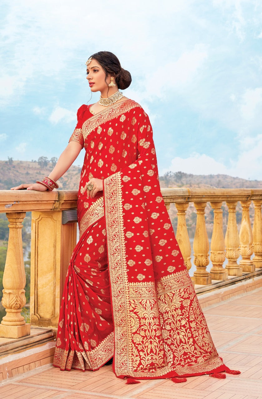 Banarasi silk saree with blouse piece