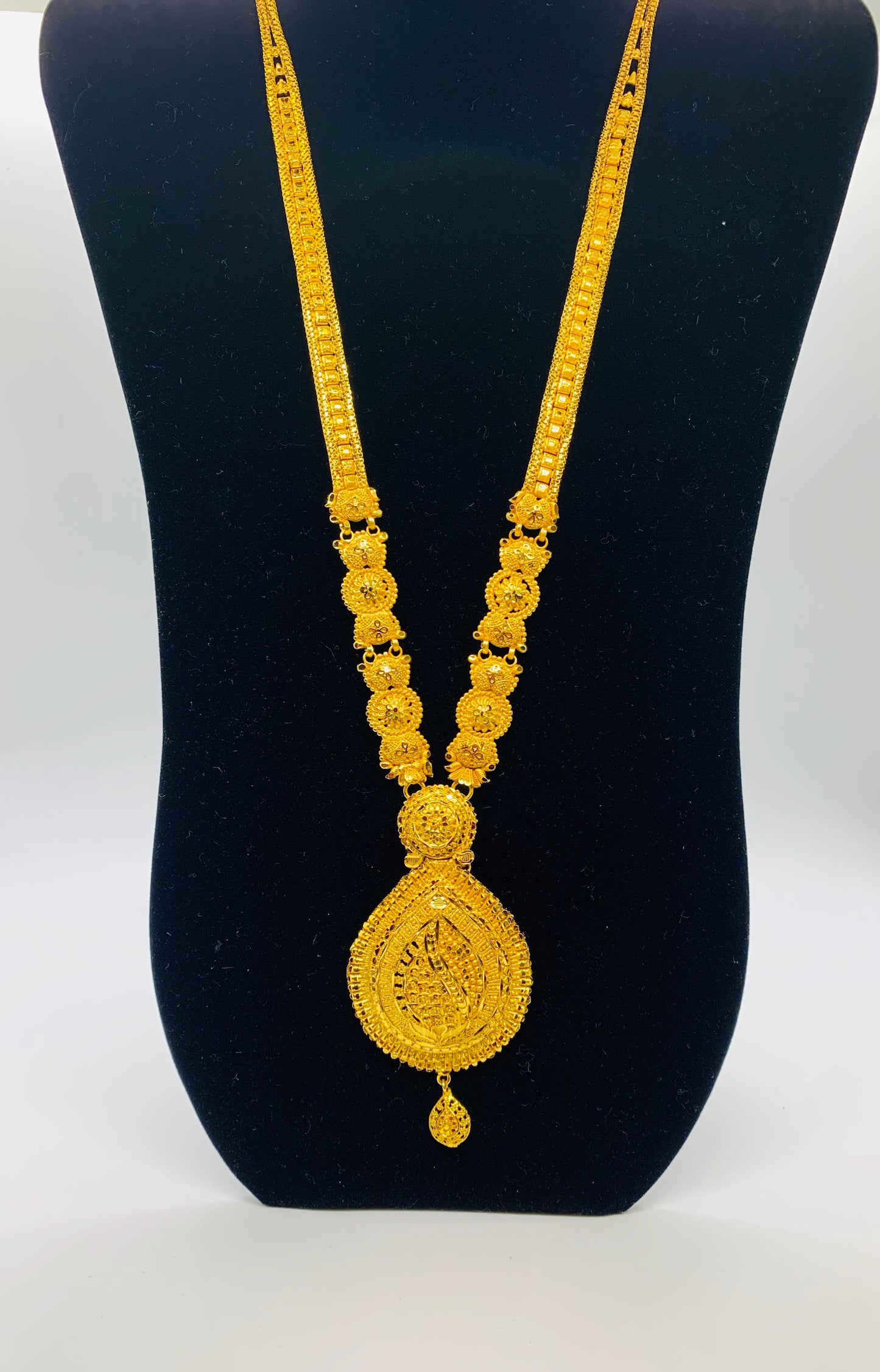 Gold-plated jewelry set trendy look