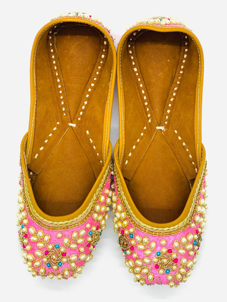 Punjabi Women’s Festive Flat Jutti – Fabric & Foam