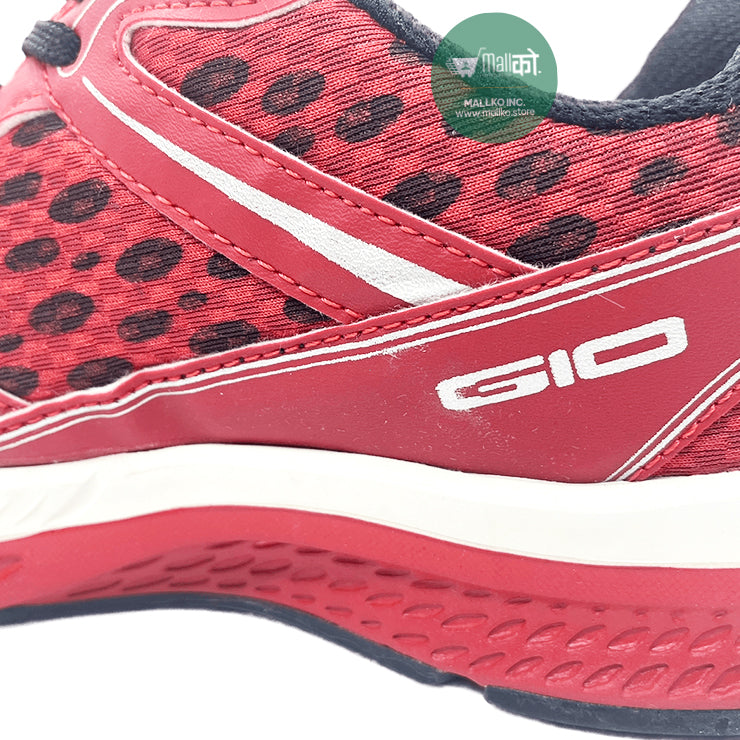 Gold Star Shoes G100 worn on feet, comfortable daily footwear