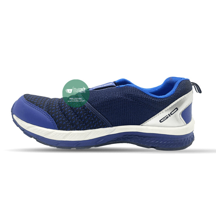 Gold Star Shoes G202 front view, made in Nepal, Nepali sizes